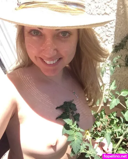 Sarah Peachez Real Peachez OnlyFans Thumbnail #hqj0lXQVYT