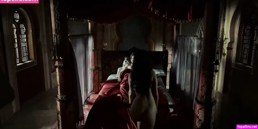 Sarah Perles Main Profile Photo