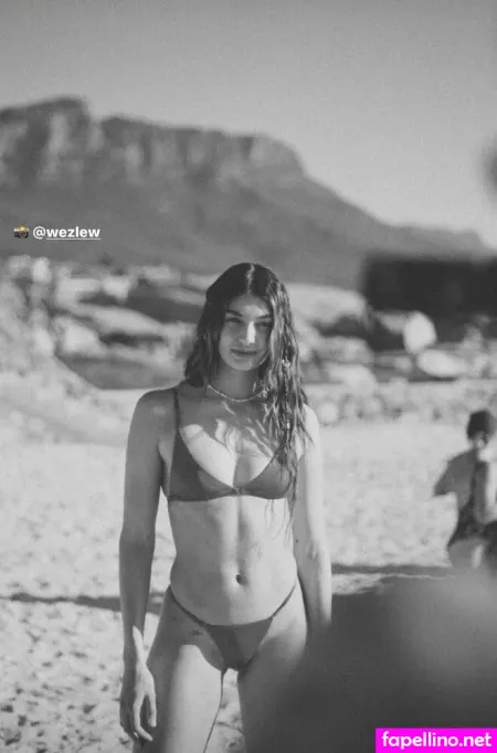 Sarah Posch OnlyFans Thumbnail #mOotOmlQPN