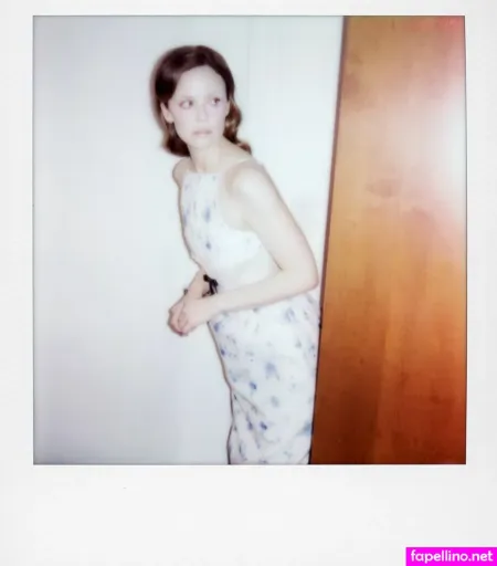 Sarah Ramos OnlyFans Thumbnail #TBVnXojLWK