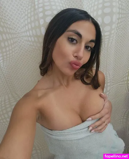 Sarah Ross OnlyFans Thumbnail #DVfZmmZuNv