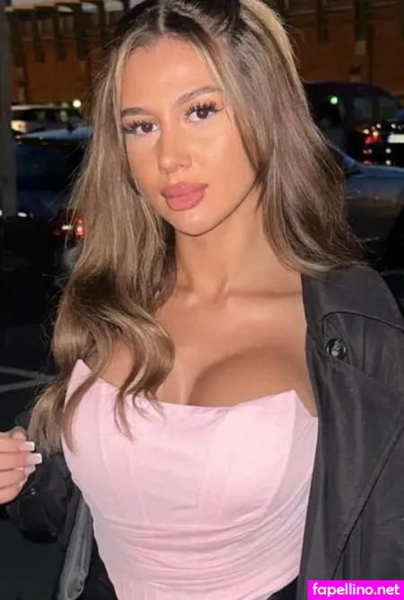 Sarah Saritah OnlyFans Thumbnail #DhaAR3keyY