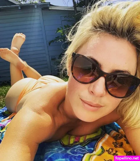 Sarah Schreiber OnlyFans Thumbnail #NU1dLeQvq7