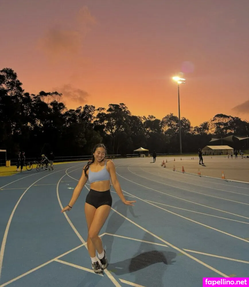 SarahSchwarz, sarah.schwarzz, sarahschwarzz Nude Leaked OnlyFans Photo #1U1cYce8Ue