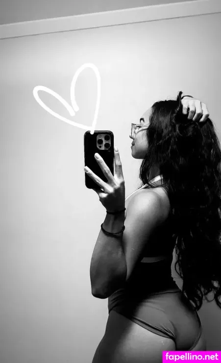 Sarah Schwarz OnlyFans Thumbnail #vKMK06KzOg