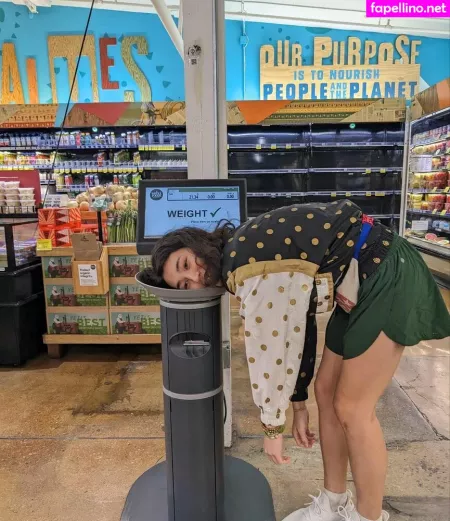 Sarah Seasol OnlyFans Thumbnail #3yA9m9mKEV