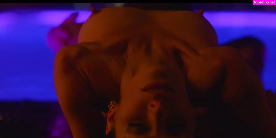 Sarah Shahi OnlyFans Thumbnail #MzdTCQr5AH