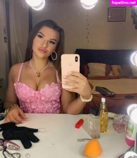 Sarah Slavo OnlyFans Thumbnail #FGX1vNG33z