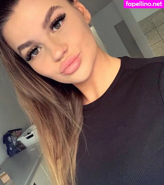 saracheeky, saricka.__ Nude Leaked OnlyFans Photo #Karsc4WArK