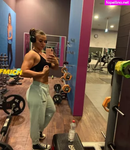 Sarah Slavo OnlyFans Thumbnail #hRvxKoHZKk