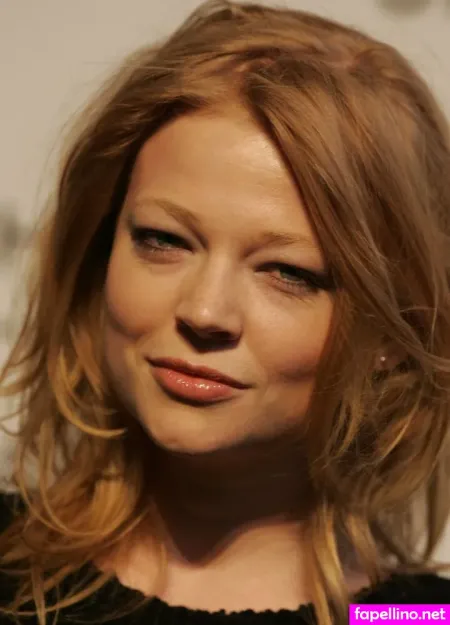 Sarah Snook OnlyFans Thumbnail #7dxDrCOIAj