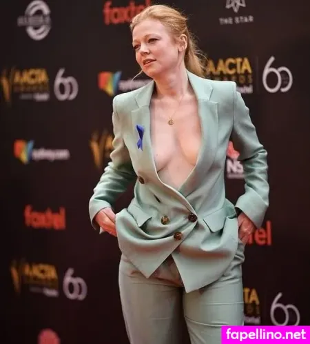 Sarah Snook OnlyFans Thumbnail #reTwhzvtKE
