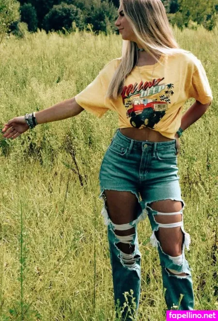 Sarah Spangler OnlyFans Thumbnail #Coc8ldcFAP