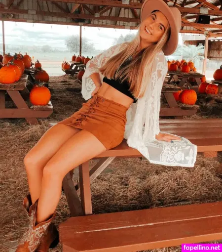 Sarah Spangler OnlyFans Thumbnail #Q8bDOzoyHb