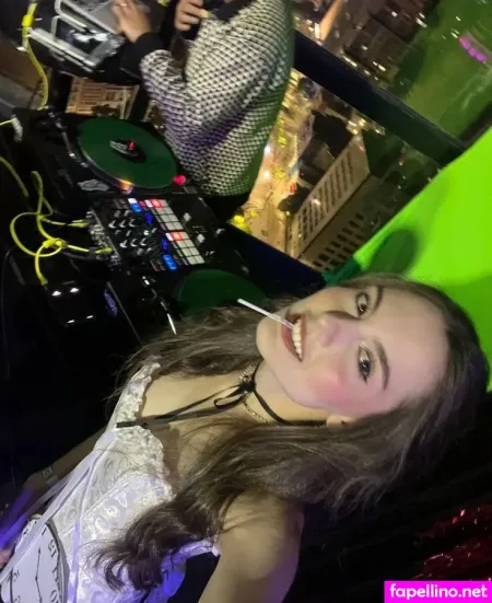 Sarah Stefano OnlyFans Thumbnail #8uQW1lXCT7