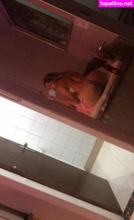 Sarah Stefany OnlyFans Thumbnail #8ETUuwAaxX