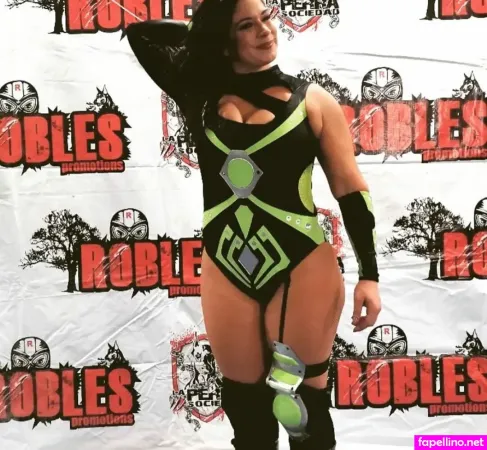 Sarah Stock OnlyFans Thumbnail #DF6YS9Evis