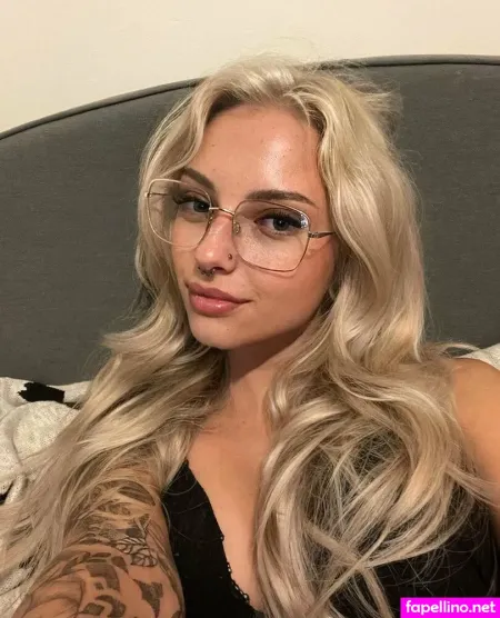 Sarah Su OnlyFans Thumbnail #1oHUWXm1W1