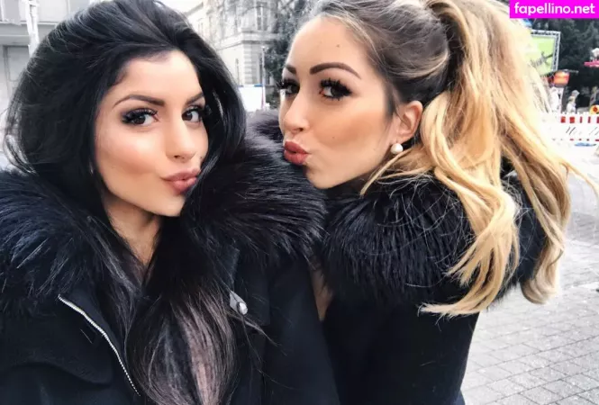 Sarah Sunita OnlyFans Thumbnail #dH8cZ18DlQ