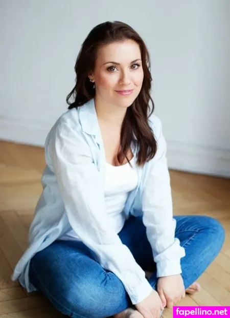 Sarah Tkotsch OnlyFans Thumbnail #FQlkL5fOAk