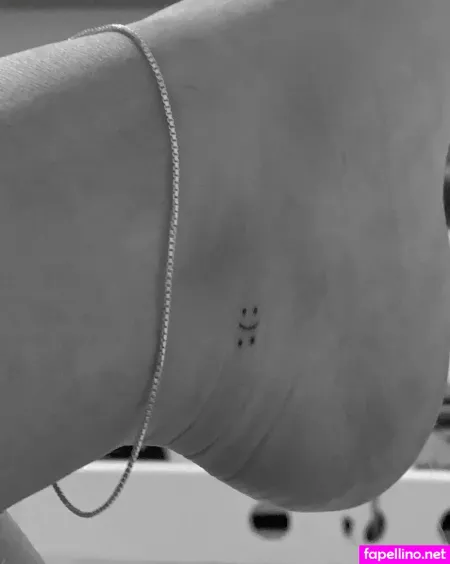 Sarah Tolfo OnlyFans Thumbnail #NXLhAk51Q4