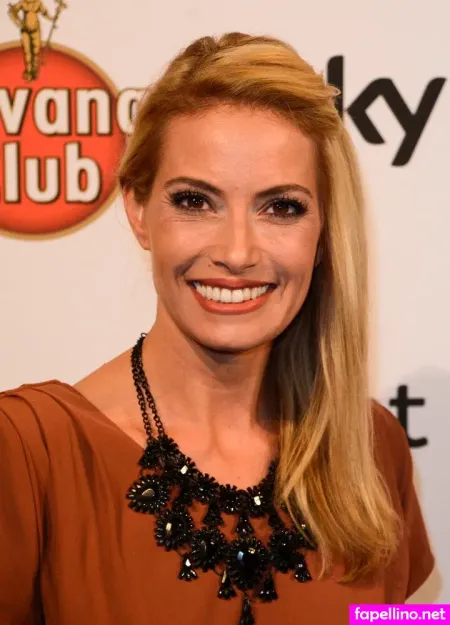Sarah Valentina Winkhaus OnlyFans Thumbnail #pJ0oJVRVg0