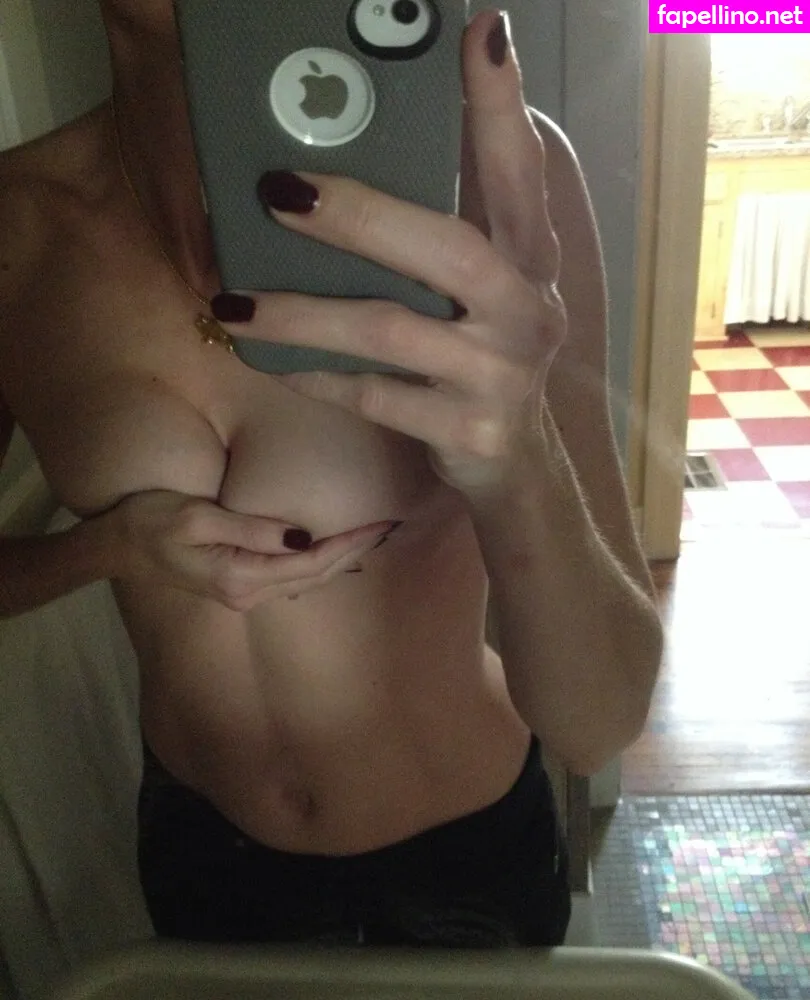 sarahwaynecallies Nude Leaked OnlyFans Photo #F0jKSRM0zx