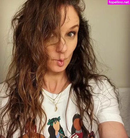 Sarah Wayne Callies OnlyFans Thumbnail #MToiIccYOS