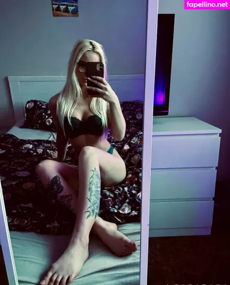 Sarah21212121 OnlyFans Thumbnail #Ng7Nahuqzx