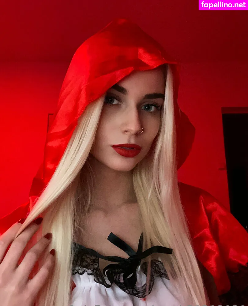 sarah21212121, sarahb212 Nude Leaked OnlyFans Photo #rCqNwWQ0Eh