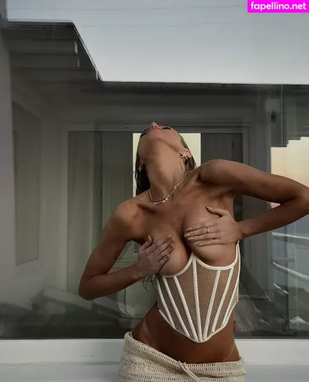 Sarahardel OnlyFans Thumbnail #XI6lAen8TQ