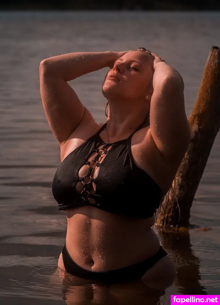 sarahfahr9 Nude Leaked OnlyFans Photo #PDGQ7KXA8p
