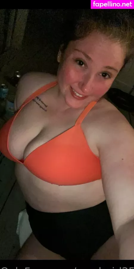 Sarahgirl25 OnlyFans Thumbnail #8O2Ri7rY3A