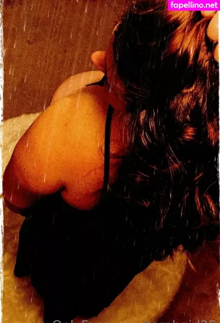 Sarahgirl25 OnlyFans Thumbnail #HvbD9amuZf