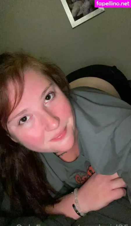 Sarahgirl25 OnlyFans Thumbnail #IWnEsCv0uf