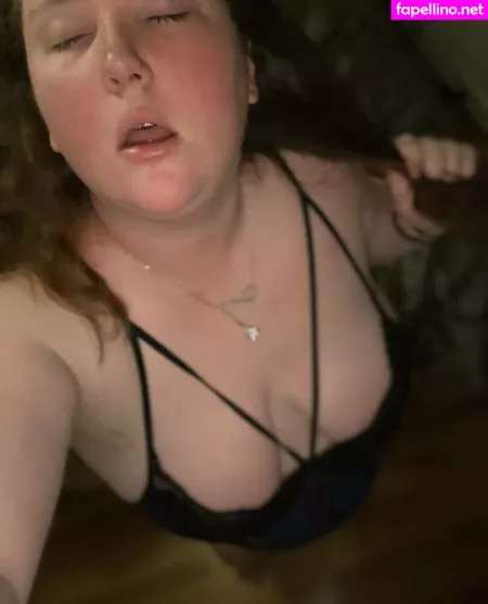 Sarahgirl25 OnlyFans Thumbnail #LDoGlqakLN