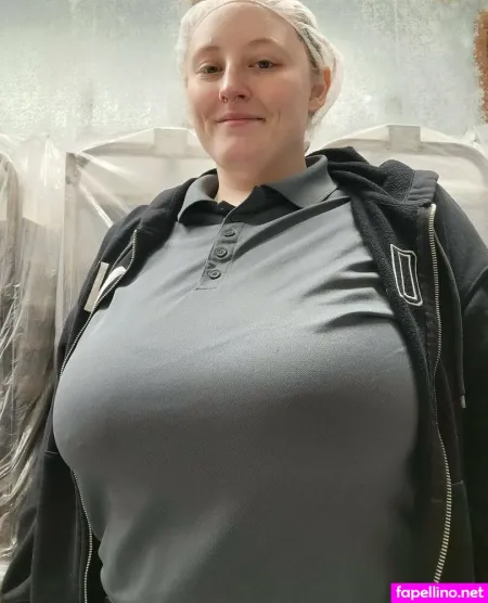 Sarahgonaked OnlyFans Thumbnail #av77scgUBk