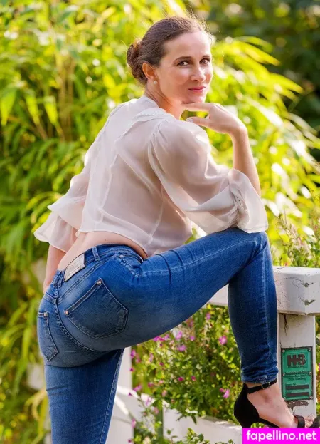 Sarahhh 1 OnlyFans Thumbnail #4JBepn5oAJ