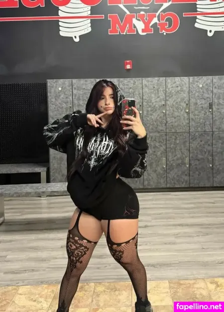 Sarahhsquatss OnlyFans Thumbnail #vKAOq4vOUX