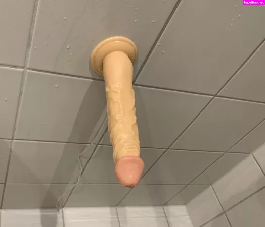 Sarahjamesfree OnlyFans Thumbnail #eJlHtzAQuP