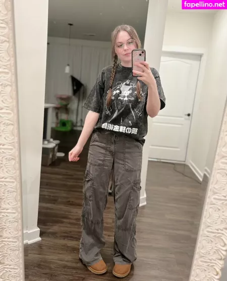 Sarahkey OnlyFans Thumbnail #BwXGTqblzF