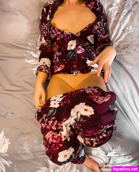 Sarahkinky OnlyFans Thumbnail #LpViu5gL60
