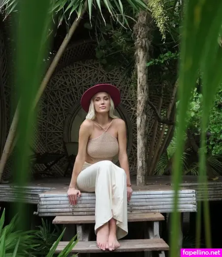 Sarahlea OnlyFans Thumbnail #U3xebW2zqe