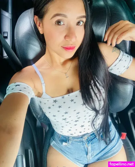 Sarahlopez1 OnlyFans Thumbnail #URebFRMcT4