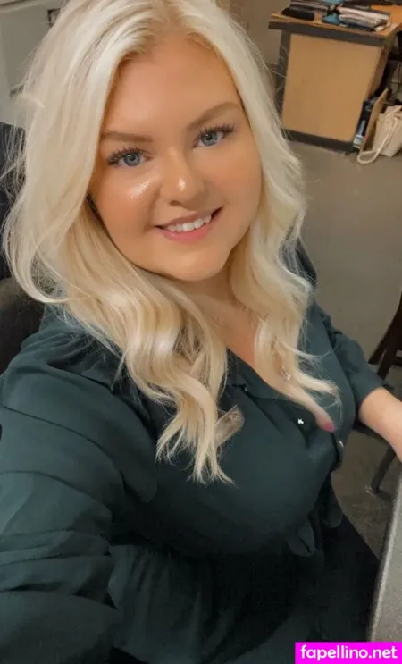 Sarahlouxxx OnlyFans Thumbnail #H5welNbQit