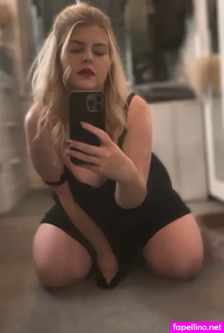 Sarahlouxxx OnlyFans Thumbnail #OYMrpFjRd9