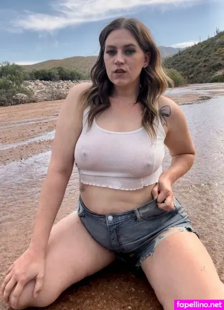 Sarahlovesenm OnlyFans Thumbnail #OHkJBUIdra