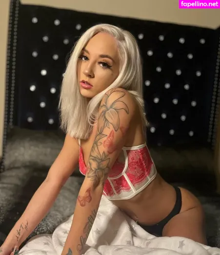 Sarahnell OnlyFans Thumbnail #CyVFysWlCg