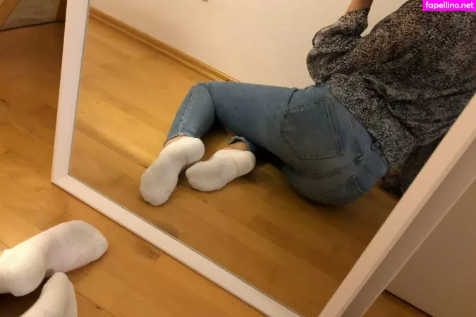 Sarahs Fetish World OnlyFans Thumbnail #C5jWUb68CB