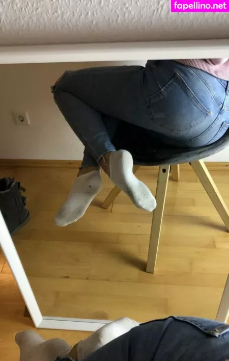 Sarahs Fetish World OnlyFans Thumbnail #L30K6SSRe5